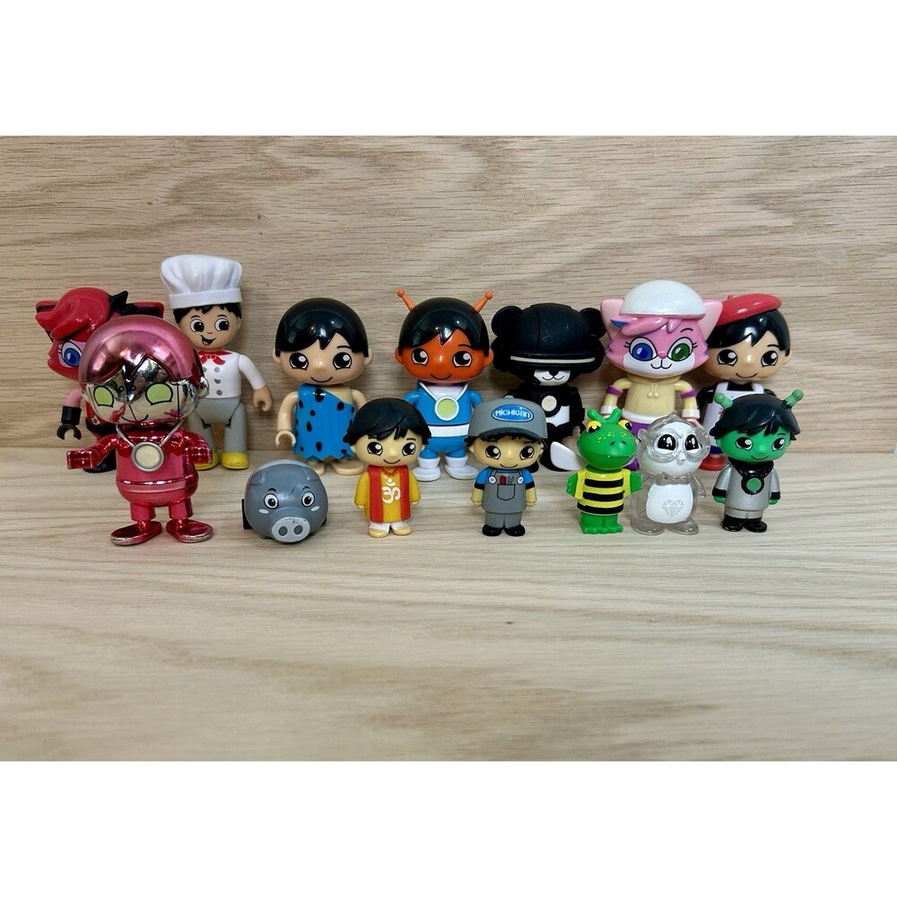 Ryan's World 30 Characters